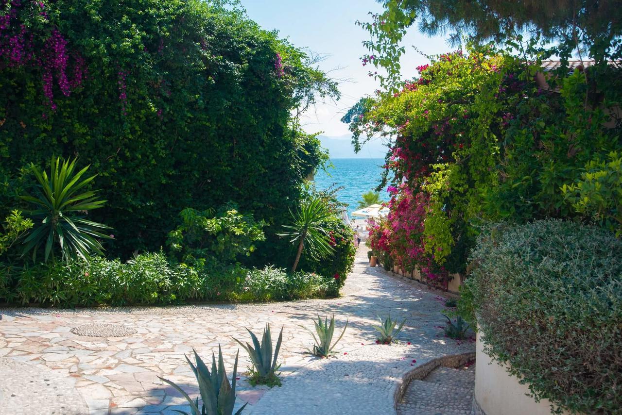 Bougainvill Sunset Villa Σαράντα Εξωτερικό φωτογραφία